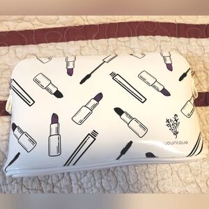 NWOT Younique Makeup Bag